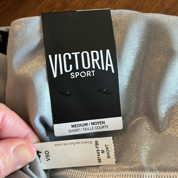 Victoria Sport Knockout by Victorias Secret Shine Tight - Picture 6 of 6